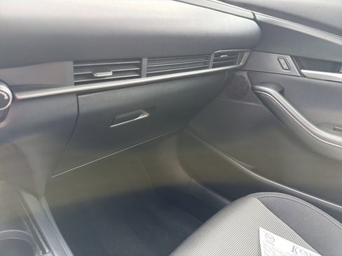Certified 2023 MAZDA CX-30 AWD 2.5 S image 31