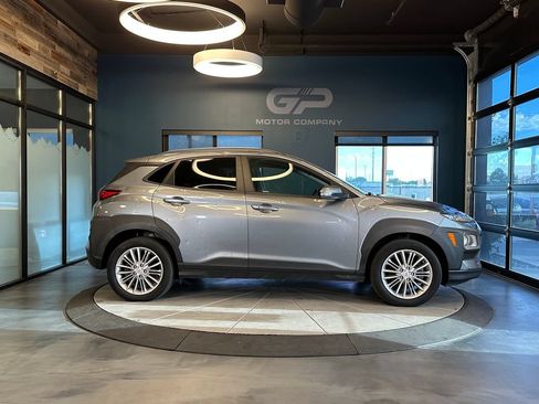 Used 2021 Hyundai Kona SEL AWD/4WD image 2