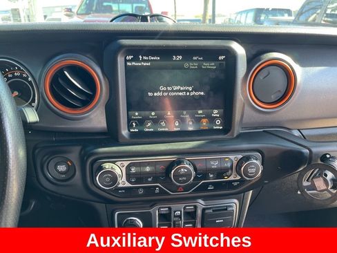 Used 2023 Jeep Gladiator Mojave w/ LED Lighting Group image 16