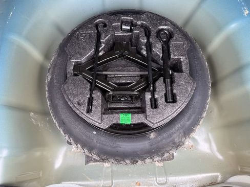 Used 2023 Hyundai Elantra SEL FWD image 18
