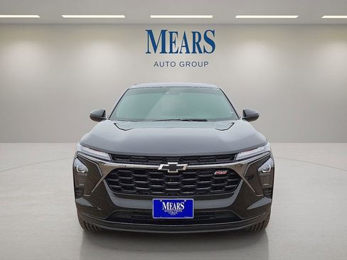 Used 2024 Chevrolet Trax RS w/ Driver Confidence Package image 9