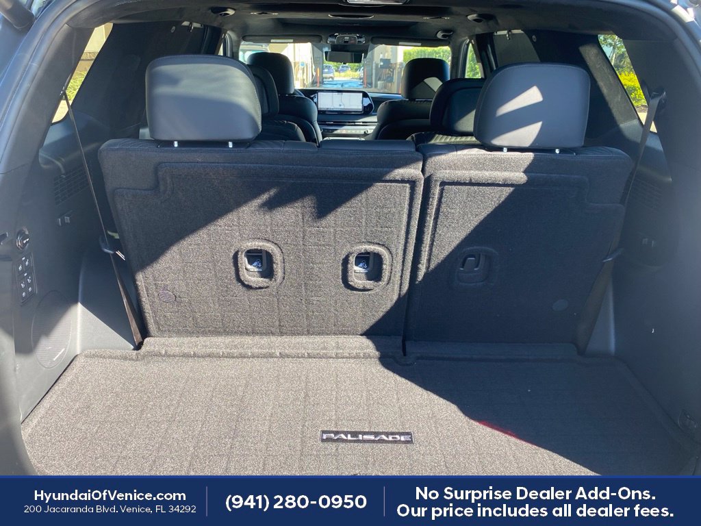 Certified 2024 Hyundai Palisade Calligraphy FWD image 23