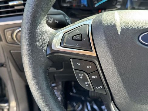 Used 2024 Ford Edge SEL w/ Convenience Package image 24