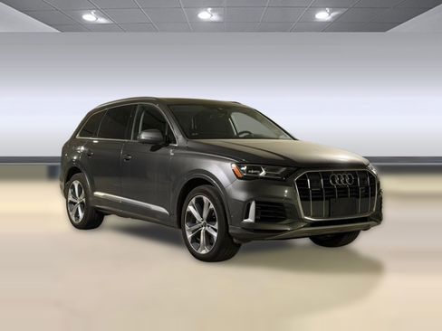 Used 2023 Audi Q7 3.0T Premium Plus w/ Premium Plus Package AWD/4WD image 6