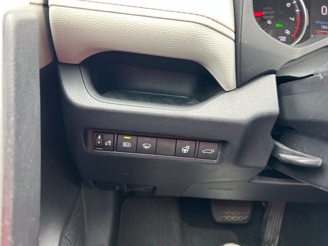 Used 2020 Toyota RAV4 XLE Premium AWD/4WD image 24