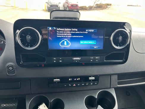 New 2026 Mercedes-Benz Sprinter 2500 image 17