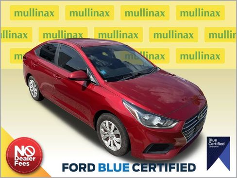 Used 2019 Hyundai Accent SE FWD image 1
