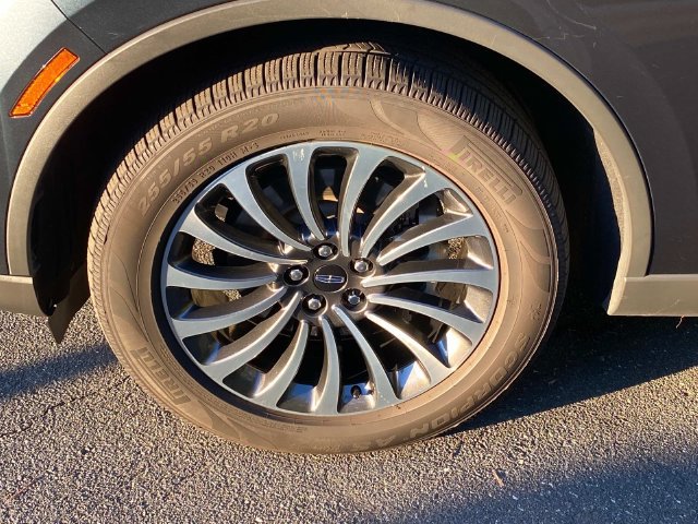 Used 2022 Lincoln Aviator Reserve w/ Equipment Group 201A AWD/4WD image 6