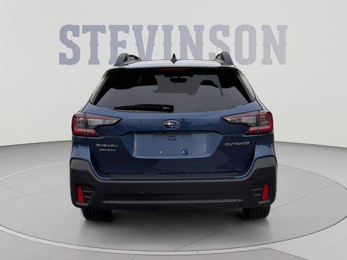 Used 2021 Subaru Outback Premium AWD/4WD image 4