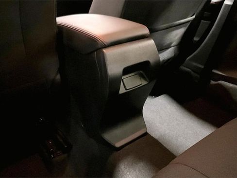 Used 2024 Subaru Impreza 2.0i Sport image 23