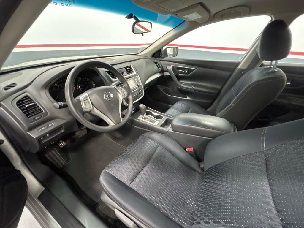 Used 2016 Nissan Altima 2.5 S FWD image 9