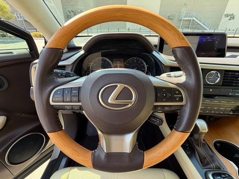Used 2019 Lexus RX 350 FWD w/ Navigation Package image 14
