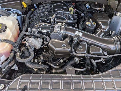 Certified 2024 Jeep Grand Cherokee L Laredo image 31