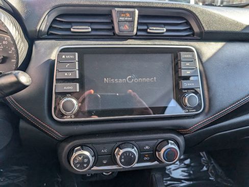 Used 2021 Nissan Versa SR image 22