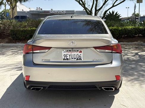 Used 2017 Lexus IS 200t F Sport w/ F Sport Package RWD image 4