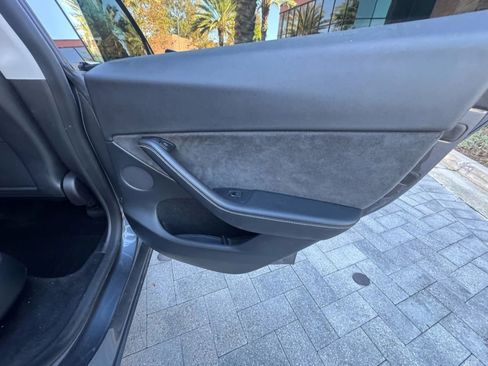 Used 2024 Tesla Model Y Performance AWD/4WD image 27