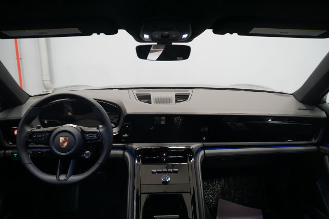 New 2026 Porsche Panamera 4 AWD/4WD image 17