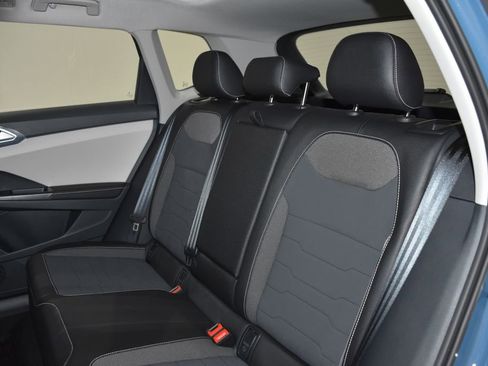 New 2026 Volkswagen Taos SE AWD/4WD image 29