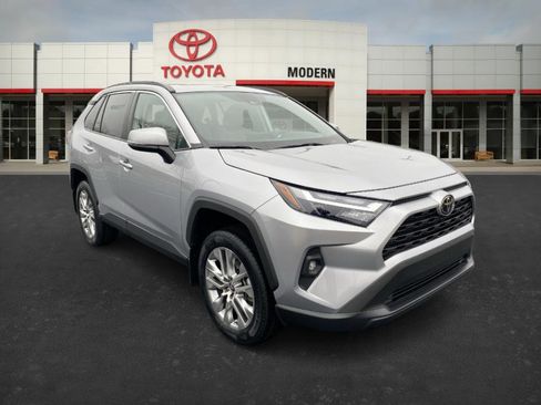 Certified 2024 Toyota RAV4 XLE Premium image 3