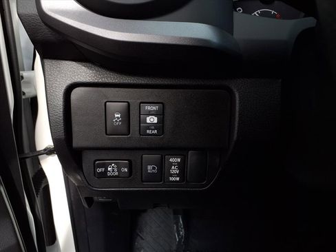 Certified 2023 Toyota Tacoma TRD Off-Road image 15