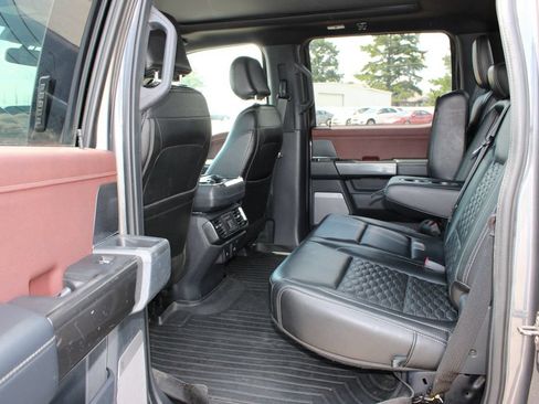 Used 2022 Ford F150 Lariat w/ Equipment Group 502A High AWD/4WD image 7