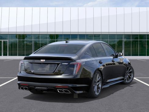 New 2026 Cadillac CT5 V image 4
