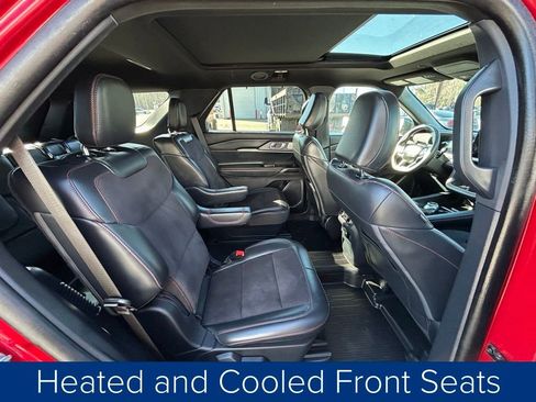 Used 2025 Ford Explorer ST image 23