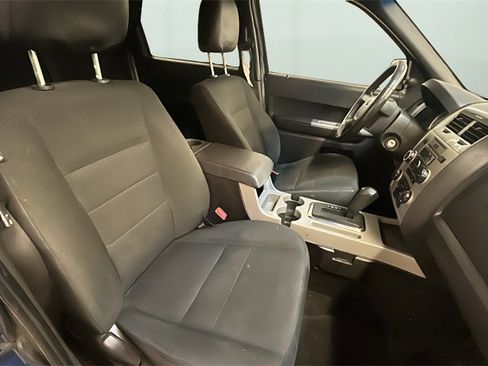 Used 2009 Ford Escape XLT image 9