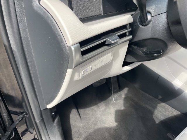 Used 2025 Hyundai Tucson SEL FWD image 23