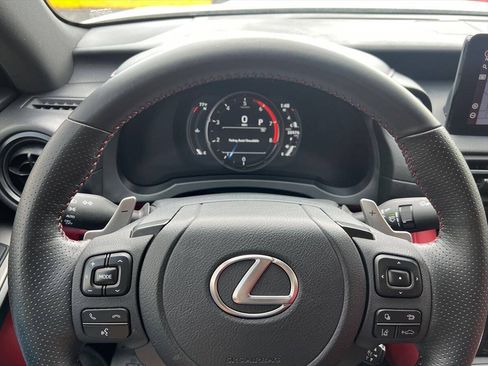 Used 2024 Lexus IS 500 RWD image 11