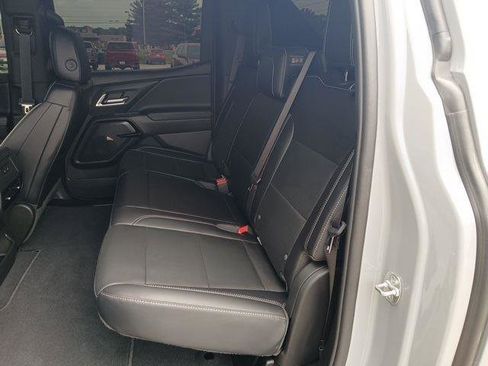 New 2025 Chevrolet Silverado EV LT image 32