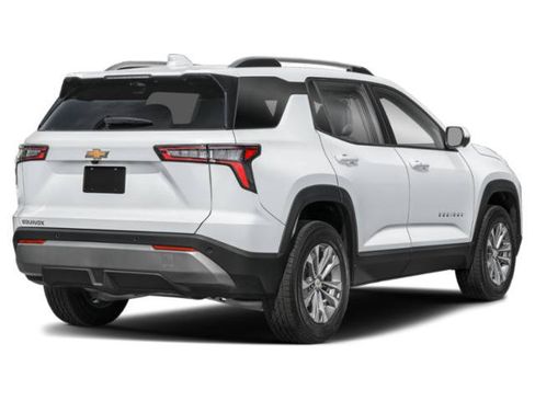 Used 2025 Chevrolet Equinox LT w/ Safety and Technology Package FWD image 2