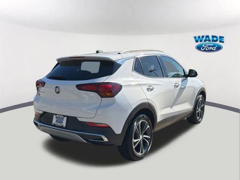 Used 2022 Buick Encore GX Essence image 5