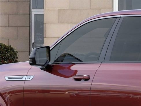 New 2025 Cadillac Escalade IQ Luxury 1 w/ Smart Trailering package image 12