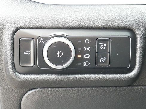 Used 2023 Ford Explorer XLT w/ Equipment Group 202A image 30