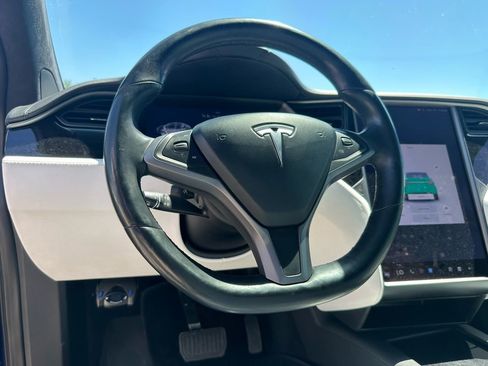 Used 2020 Tesla Model X Long Range AWD/4WD image 37