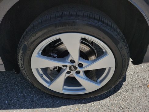 Used 2025 Audi Q5 Premium Plus w/ Premium Plus image 31