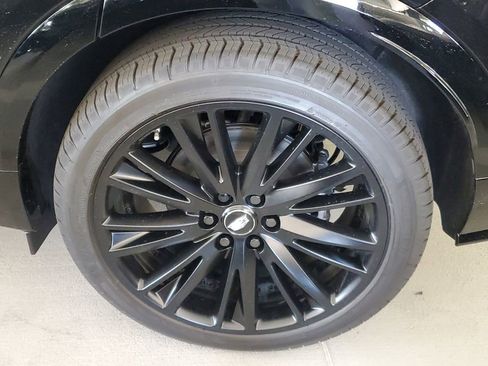 New 2026 Cadillac Lyriq Sport w/ LPO, ONYX Package AWD/4WD image 5
