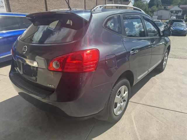 Used 2014 Nissan Rogue S w/ Convenience Package AWD/4WD image 3
