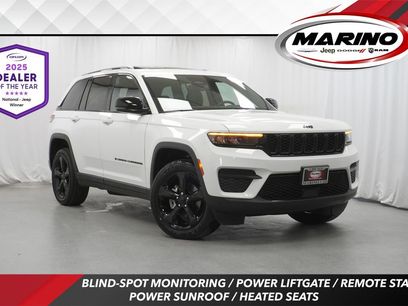 Used 2023 Jeep Grand Cherokee Altitude