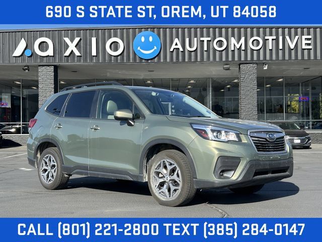 Used 2020 Subaru Forester Premium AWD/4WD image 1