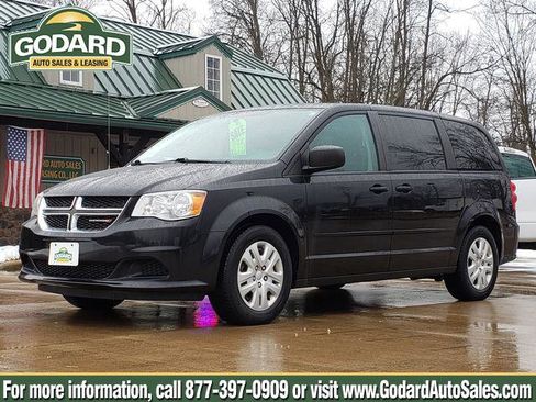 Used 2017 Dodge Grand Caravan SE w/ Power Window Group image 1