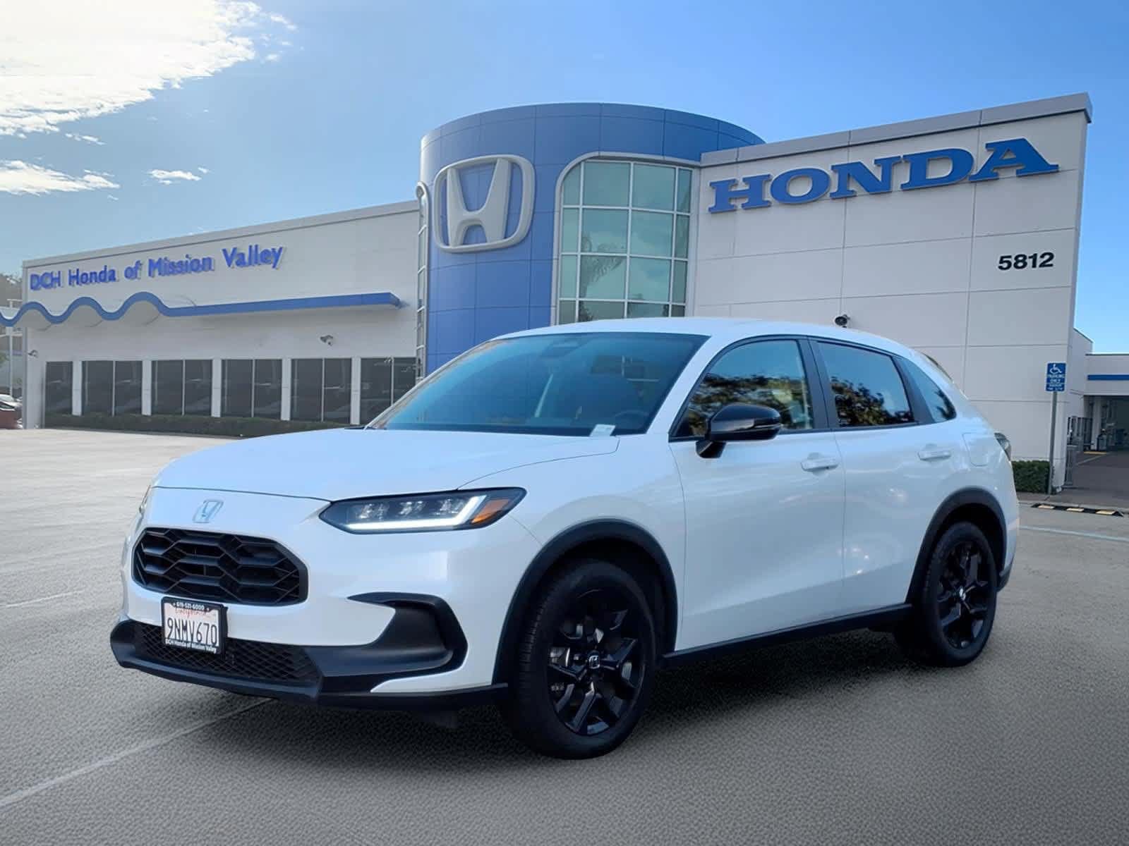 Used 2025 Honda HR-V Sport image 1