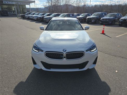 New 2026 BMW 230i xDrive w/ Convenience Package image 8