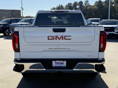 Used 2024 GMC Sierra 1500 SLT image 6