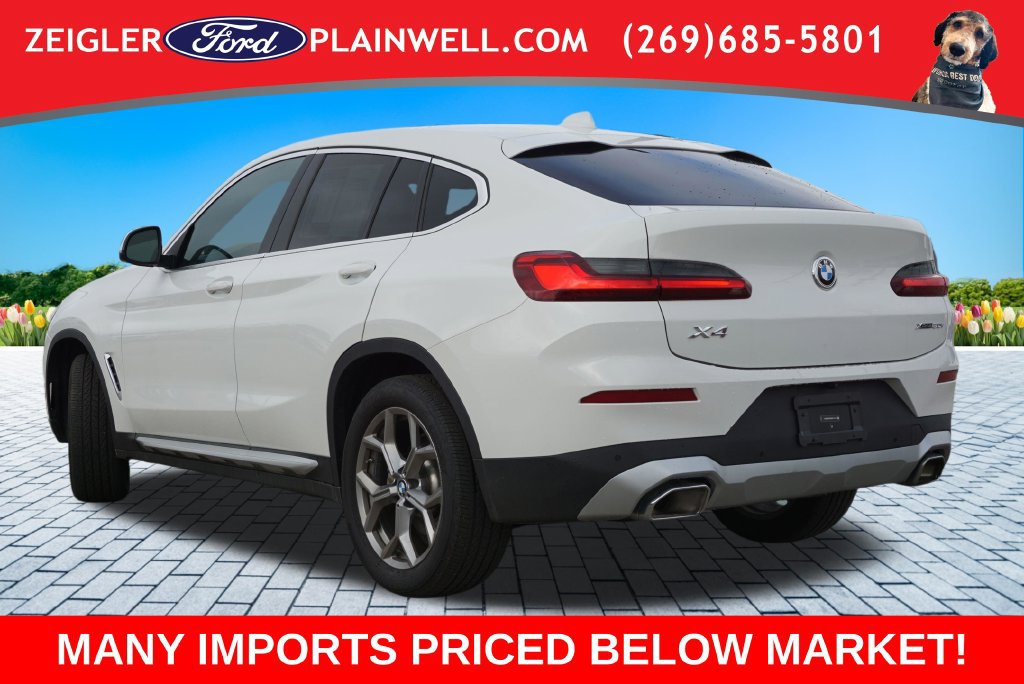 Used 2025 BMW X4 xDrive30i w/ Premium Essential Package AWD/4WD image 3