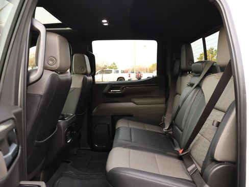 Used 2023 Chevrolet Silverado 1500 ZR2 w/ Technology Package image 26