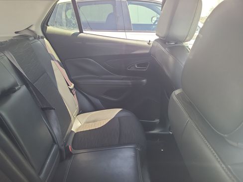 Used 2016 Buick Encore FWD image 8