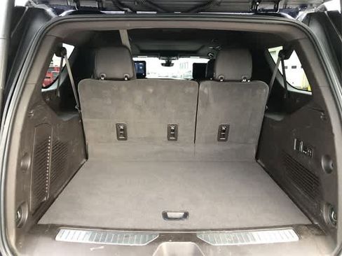 Used 2021 GMC Yukon XL Denali w/ Denali Premium Package image 38