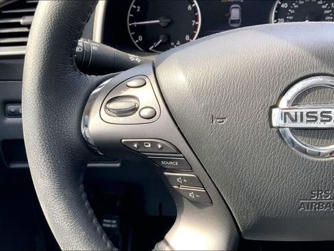 Used 2020 Nissan Murano SV w/ Premium Package image 14